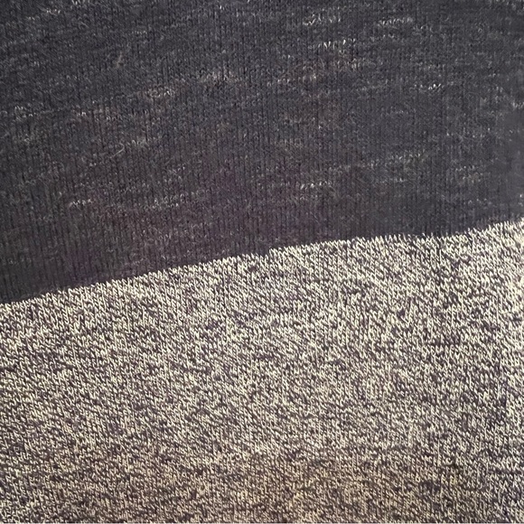 Hollister Crewneck Icon Sweater - Picture 7 of 11